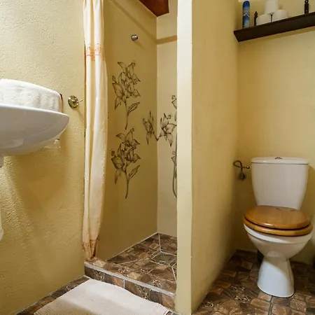 Melita - The Very Centre Of Town *