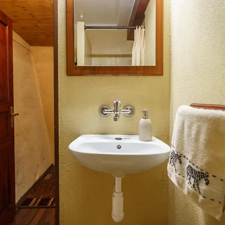 Melita - The Very Centre Of Town アパート